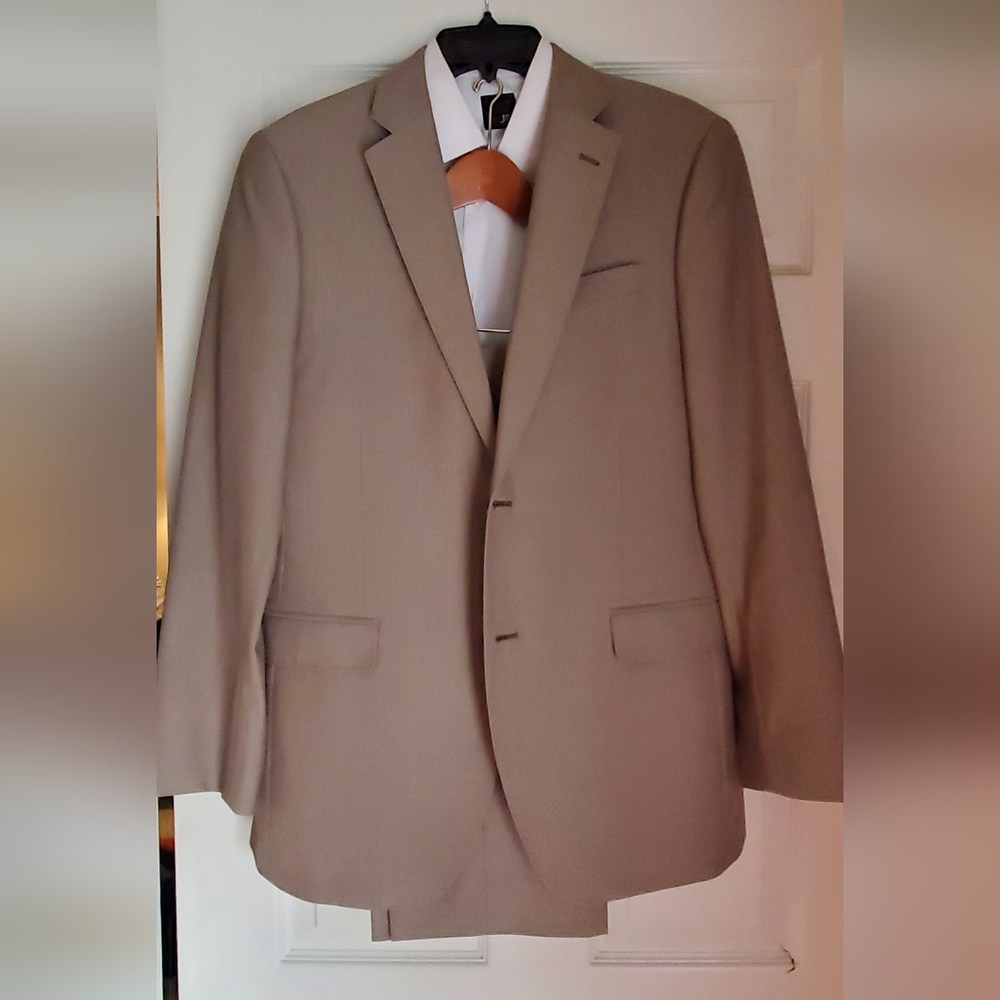 jf j.ferrar Tan Suit Modern Streamlined Design